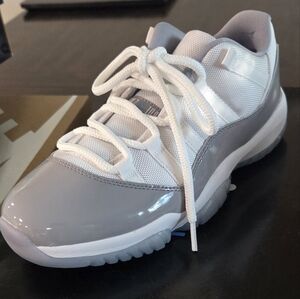 Air Jordan 11 Retro Low Cement Gray